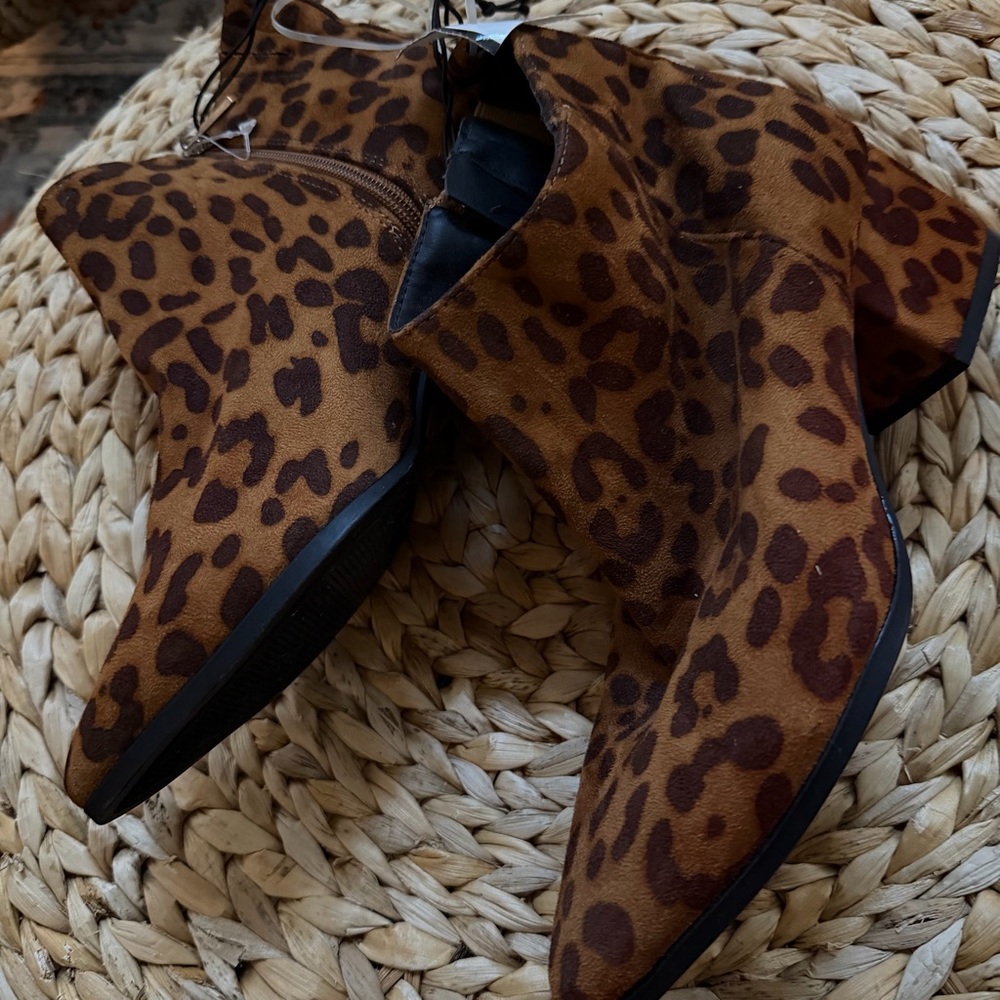 A New Day Leopard Print Ankle Boots, suede, size 8, New